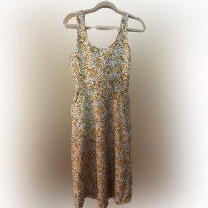 Floral small dress with pockets